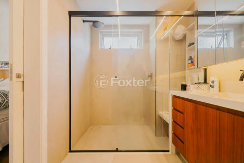 Image 13 - 1020827