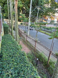 Image 33 - 1020852