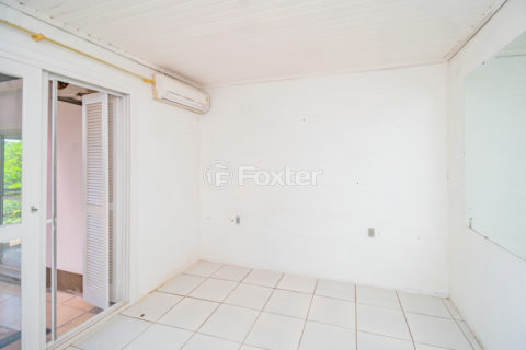 Image 11 - 1020932