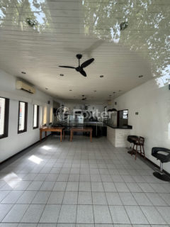 Image 40 - 1020937