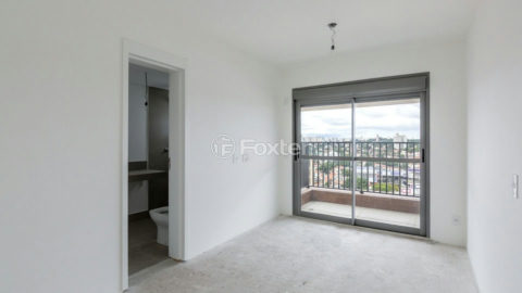 Image 32 - 1020941