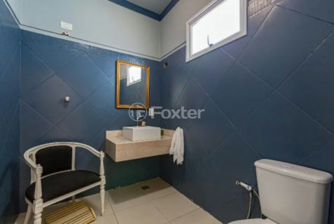 Image 11 - 1021017