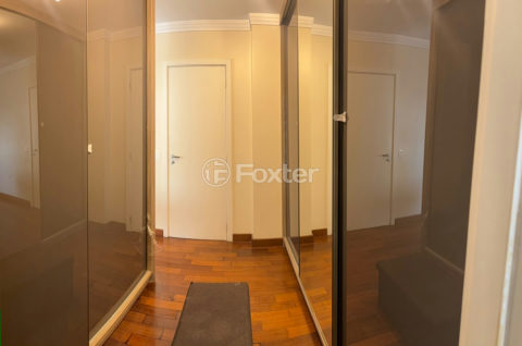 Image 14 - 1021193