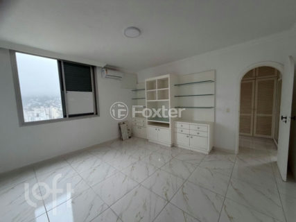 Image 7 - 1021194