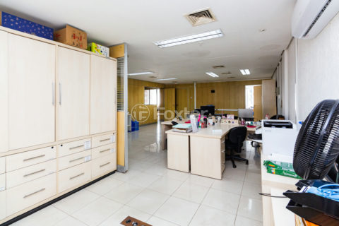 Image 11 - 1021229
