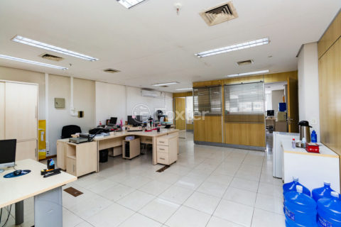 Image 14 - 1021229