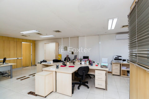 Image 10 - 1021229