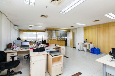 Image 16 - 1021229