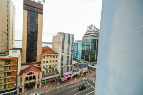 Image 19 - 1021238