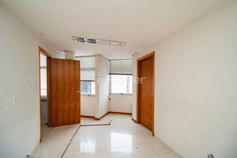 Image 26 - 1021238