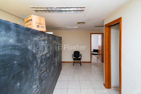 Image 9 - 1021238