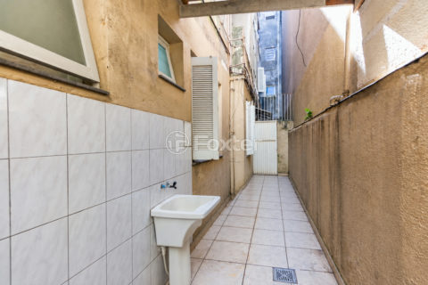Image 43 - 1021247