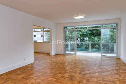 Image 35 - 1021330