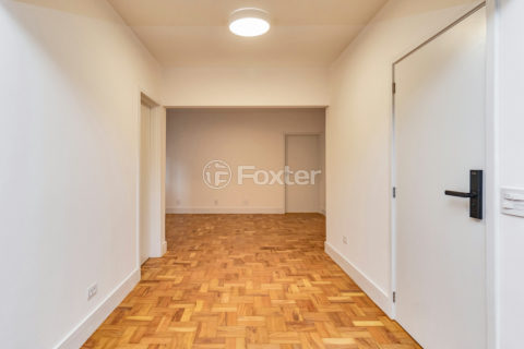 Image 36 - 1021330