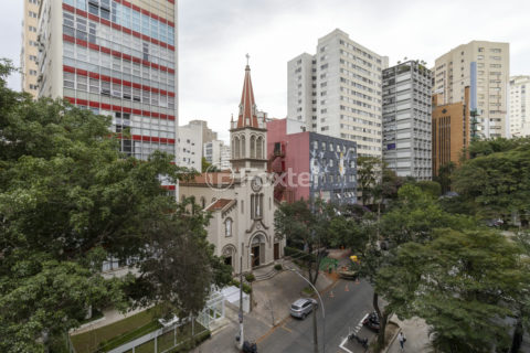 Image 28 - 1021330