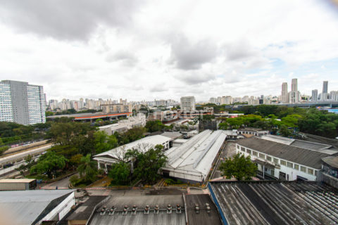 Image 14 - 1021338