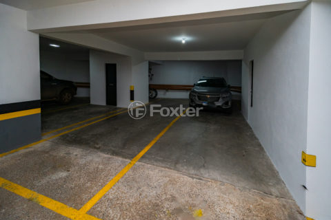 Image 31 - 1021391