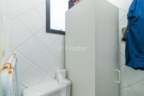 Image 42 - 1021442