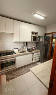 Image 2 - 1021594