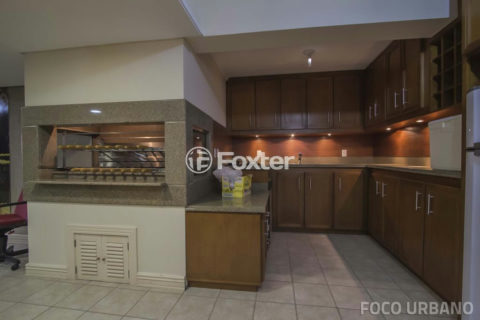 Image 44 - 1021625