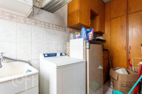 Image 7 - 1021646