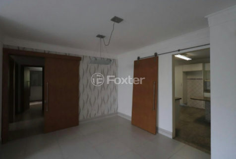 Image 38 - 1021676