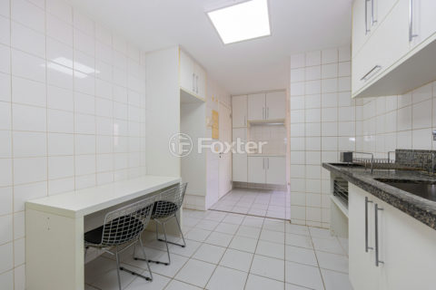 Image 39 - 1021709