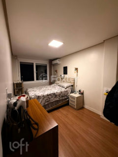 Image 11 - 1021778