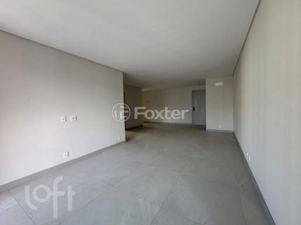 Image 3 - 1021875