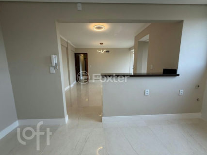 Image 3 - 1021880