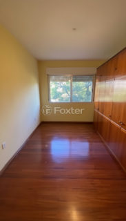 Image 3 - 1021941