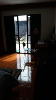 Image 9 - 1021947