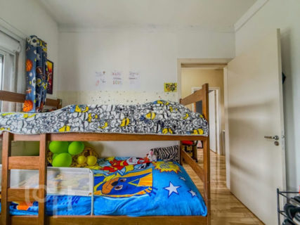 Image 33 - 1022054
