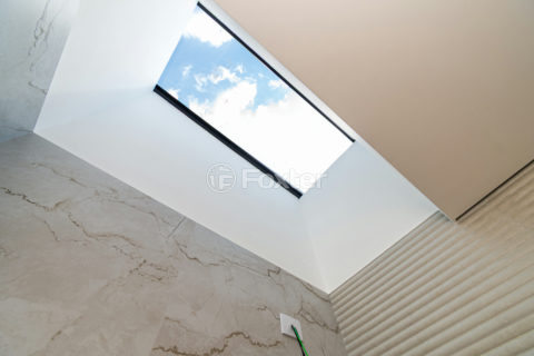 Image 21 - 1022219