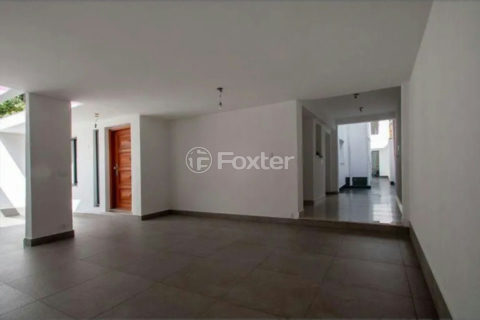 Image 22 - 1022272