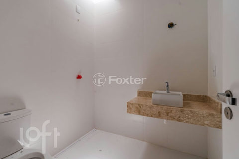 Image 21 - 1022320