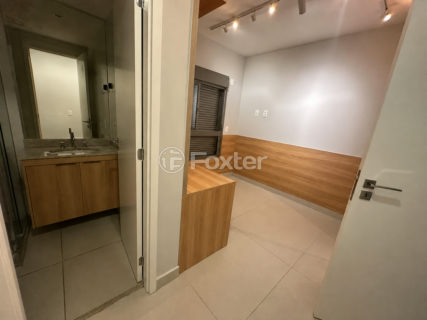 Image 32 - 1022321