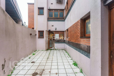 Image 21 - 1022355