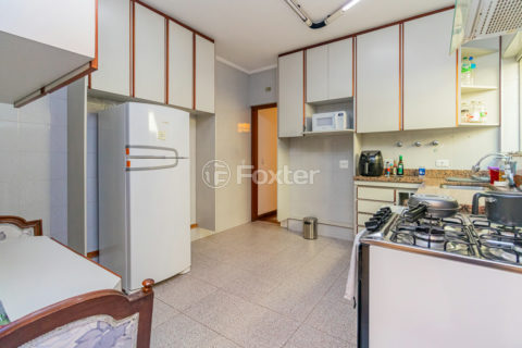 Image 17 - 1022504