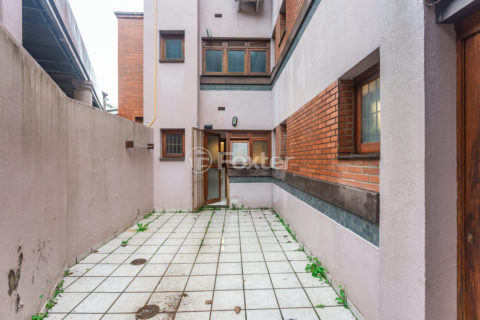 Image 22 - 1022553