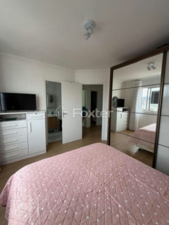 Image 9 - 1022575