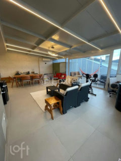 Image 2 - 1022679