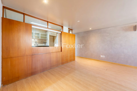 Image 8 - 1022719