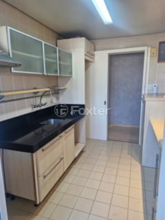 Image 7 - 1022719