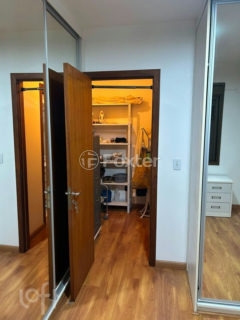 Image 6 - 1022725