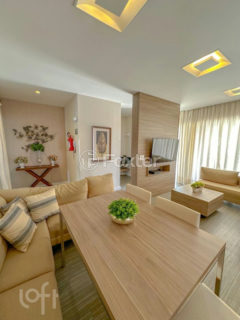 Image 37 - 1022777