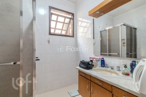 Image 33 - 1022822