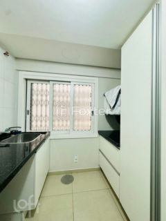 Image 40 - 1022825