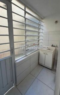 Image 8 - 1022956