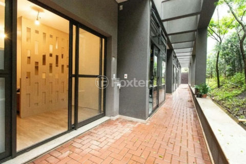 Image 25 - 1023003